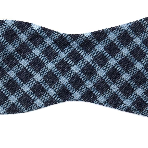 Daniel Cremieux Blue Plaid Self Tie Bow Tie Bowtie - Picture 4 of 7